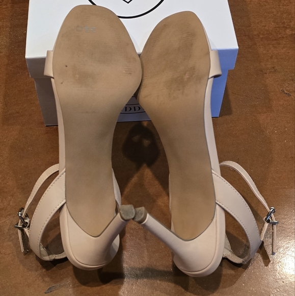Steve Madden Faith Natural Strappy Heels - Picture 4 of 5